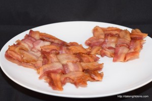 Read more about the article Bacon Squares The Perfect Burger Topper