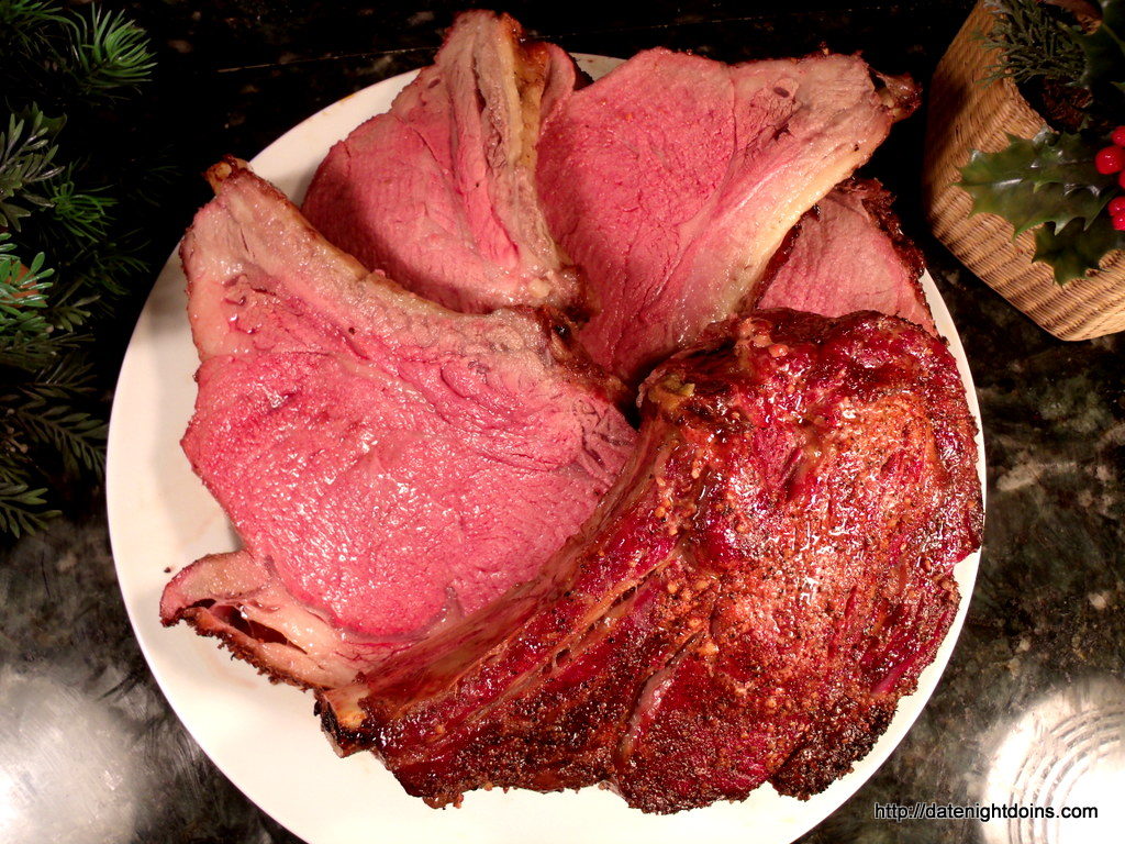 PRIMO GRILL'S SMOKED PRIME RIB ROAST