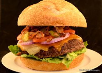 Read more about the article Texas Style Bacon Cheeseburger
