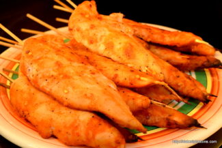 Read more about the article Honey Sriracha Chicken Skewers
