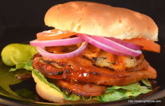 Read more about the article Aloha Pork Burgers