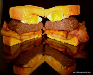 Read more about the article Video Raider Red Ultimate Breakfast Burger