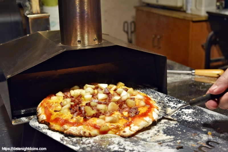 Apple Bacon Smoked Cheddar Pizza
