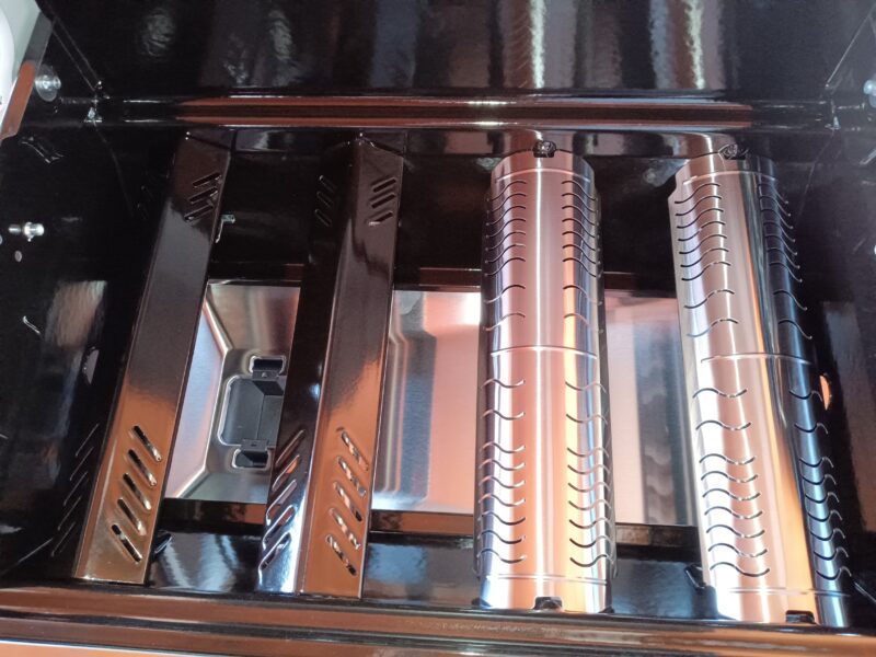 cavity-style infrared broil zone